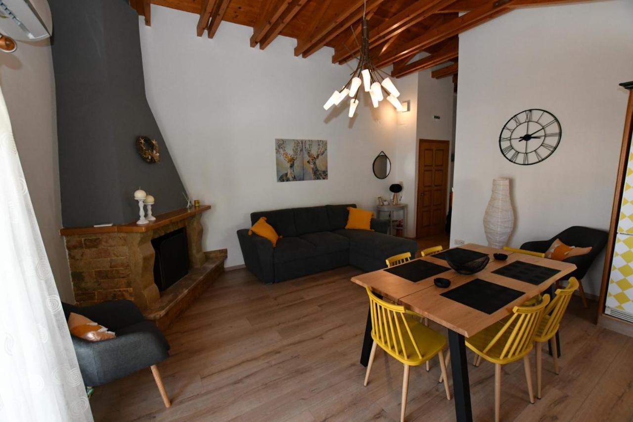 Downtown Loft Διαμέρισμα Αίγιο Εξωτερικό φωτογραφία